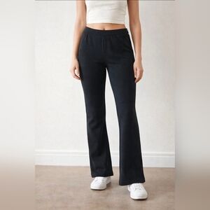 Alia Elegant Black Pants